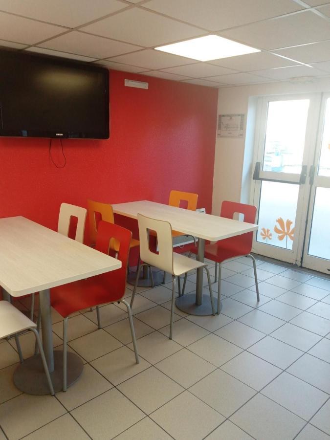 Premiere Classe Saint Brice Sous Foret Exterior foto
